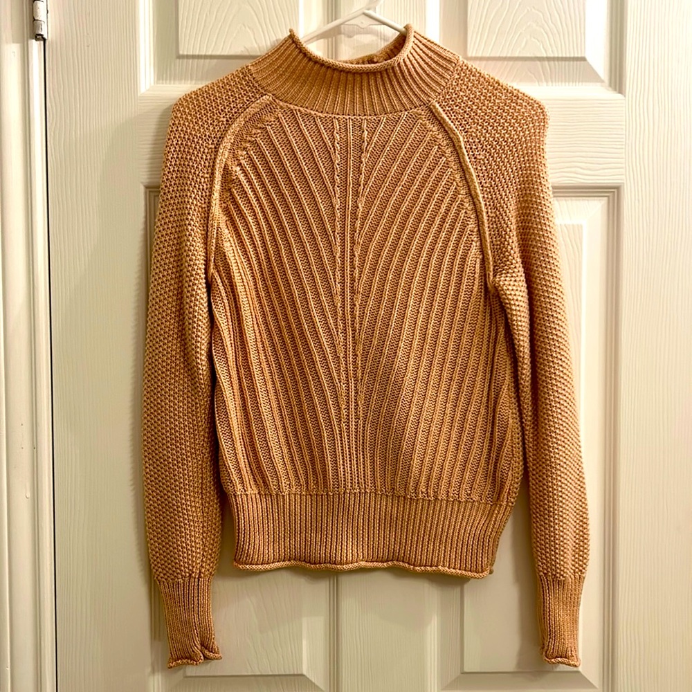 Light pink sweater